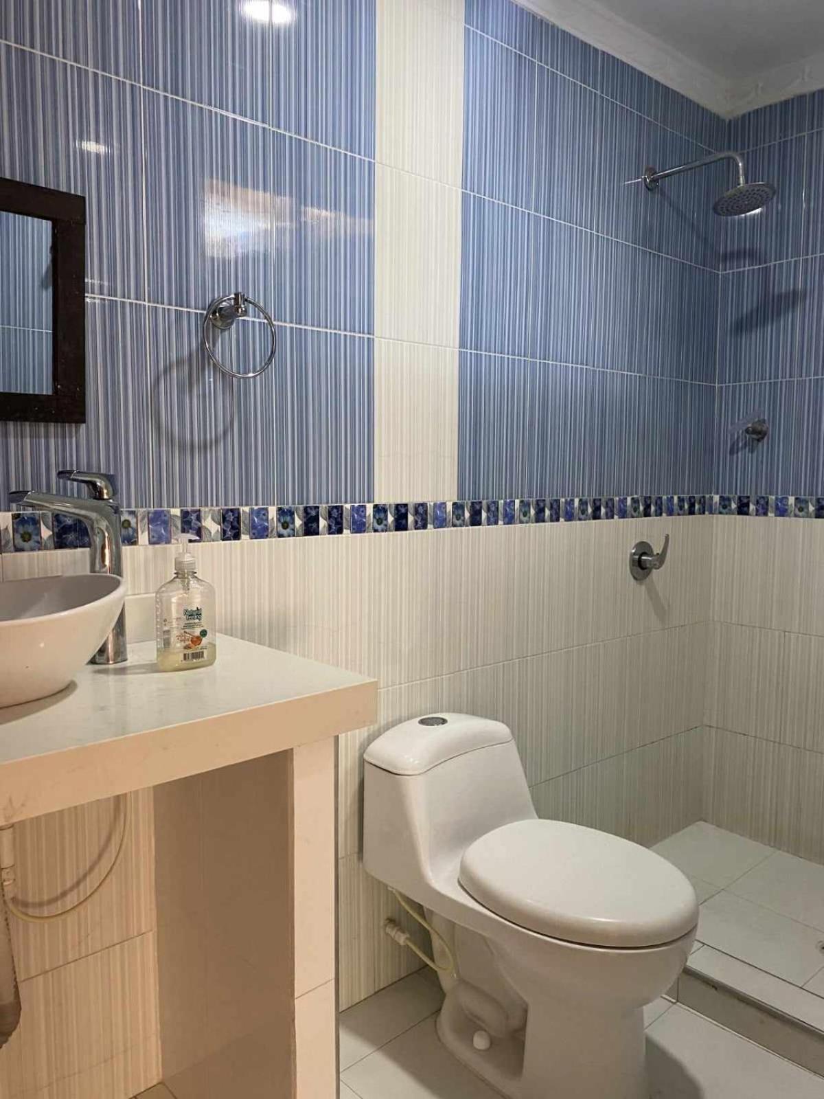 Hostal Casa El Prado Картахена Экстерьер фото