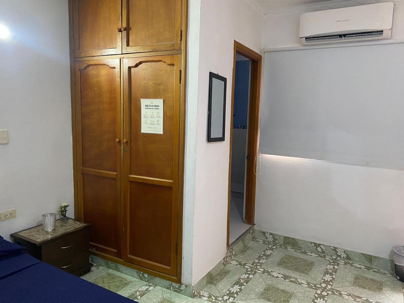 Hostal Casa El Prado Картахена Экстерьер фото
